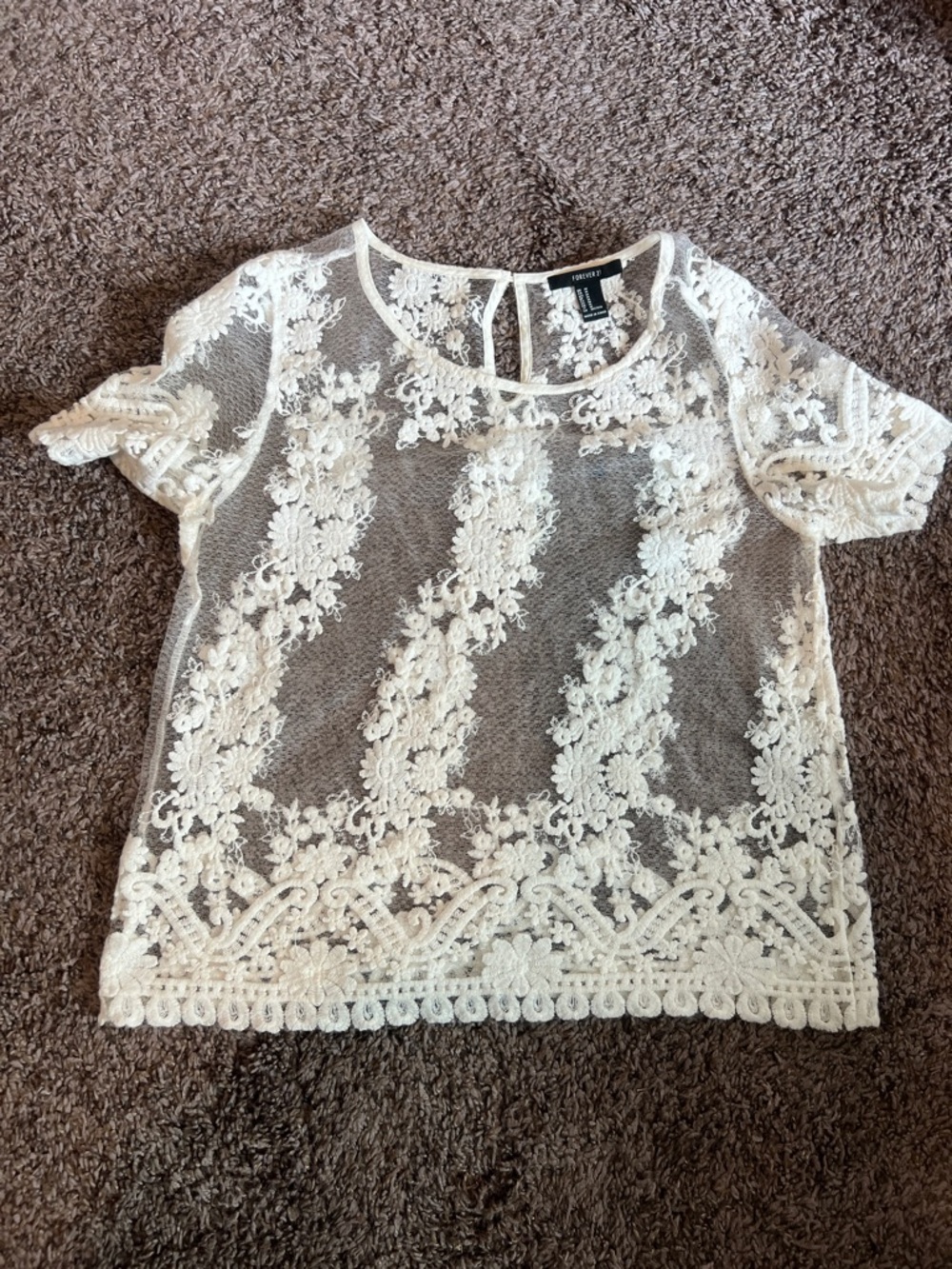 Forever 21 Cream Floral Lace Short Sleeve Top